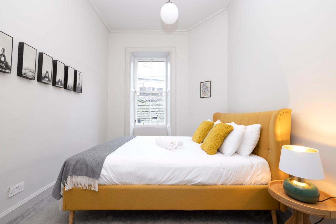 Joivy Sophisticated Apt Near Edinburgh Castle Exterior foto
