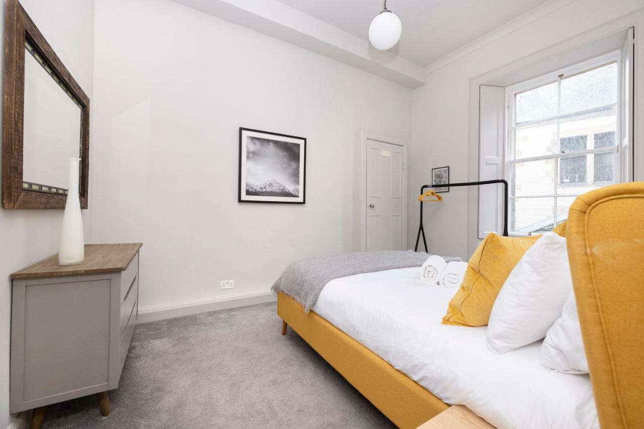 Joivy Sophisticated Apt Near Edinburgh Castle Exterior foto